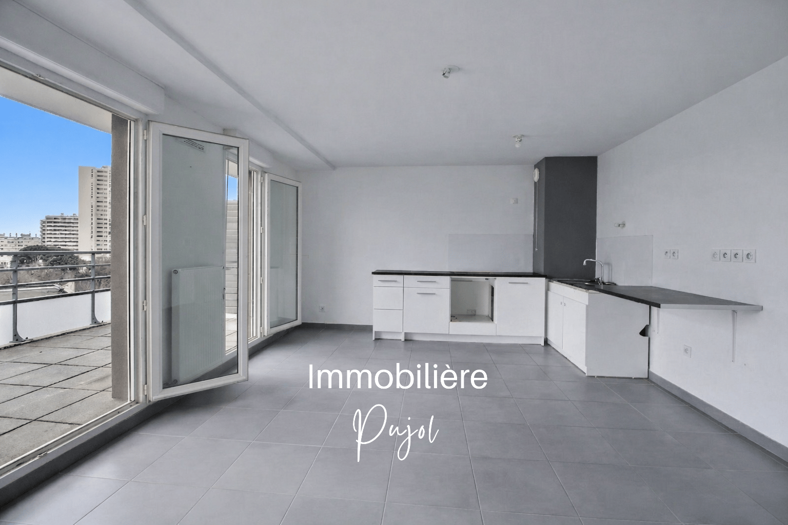 VENDU EN EXCLUSIVITE - T3 60m2 avec terrasse vue mer et coll – photo 4