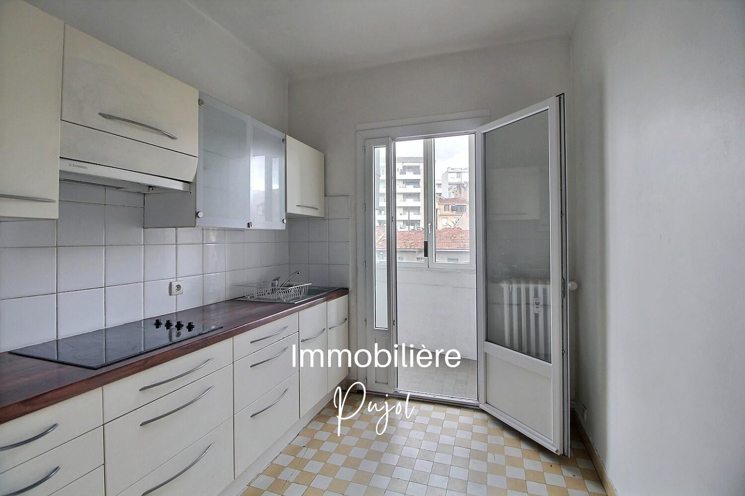 Castellane / Cantini - T3 de 85m2 avec balcon et cave – photo 7