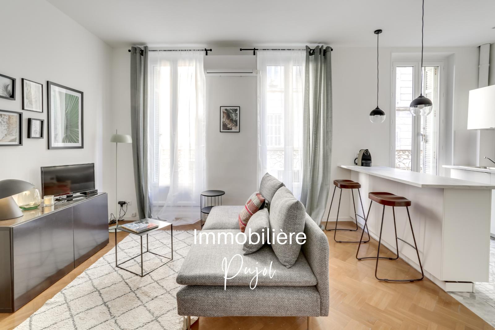 T2 de 40 m2 rénové et meublé - Marseille 6e, Vauban / Castel – photo 1