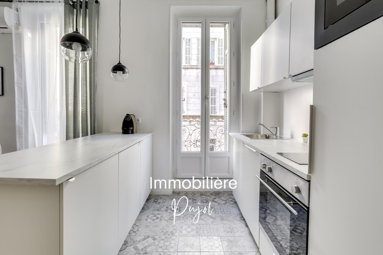 T2 de 40 m2 rénové et meublé - Marseille 6e, Vauban / Castel – photo 7