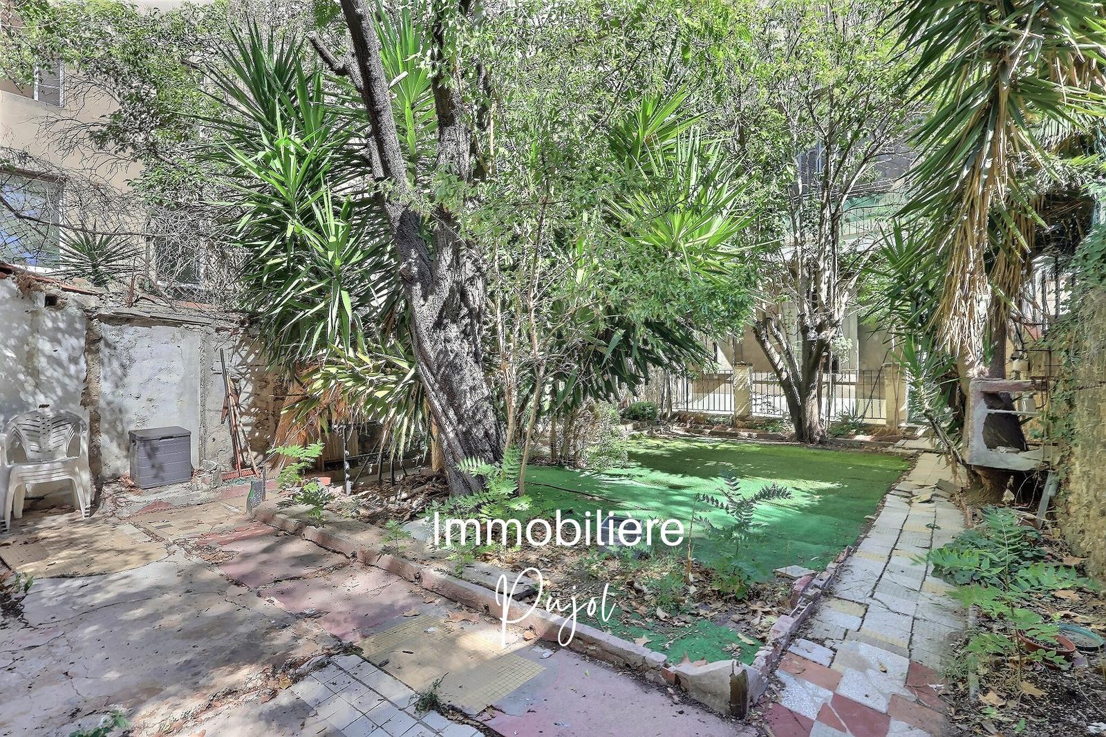T4 de 81m2 à rénover avec jardin et balcon aux Chartreux – photo 4
