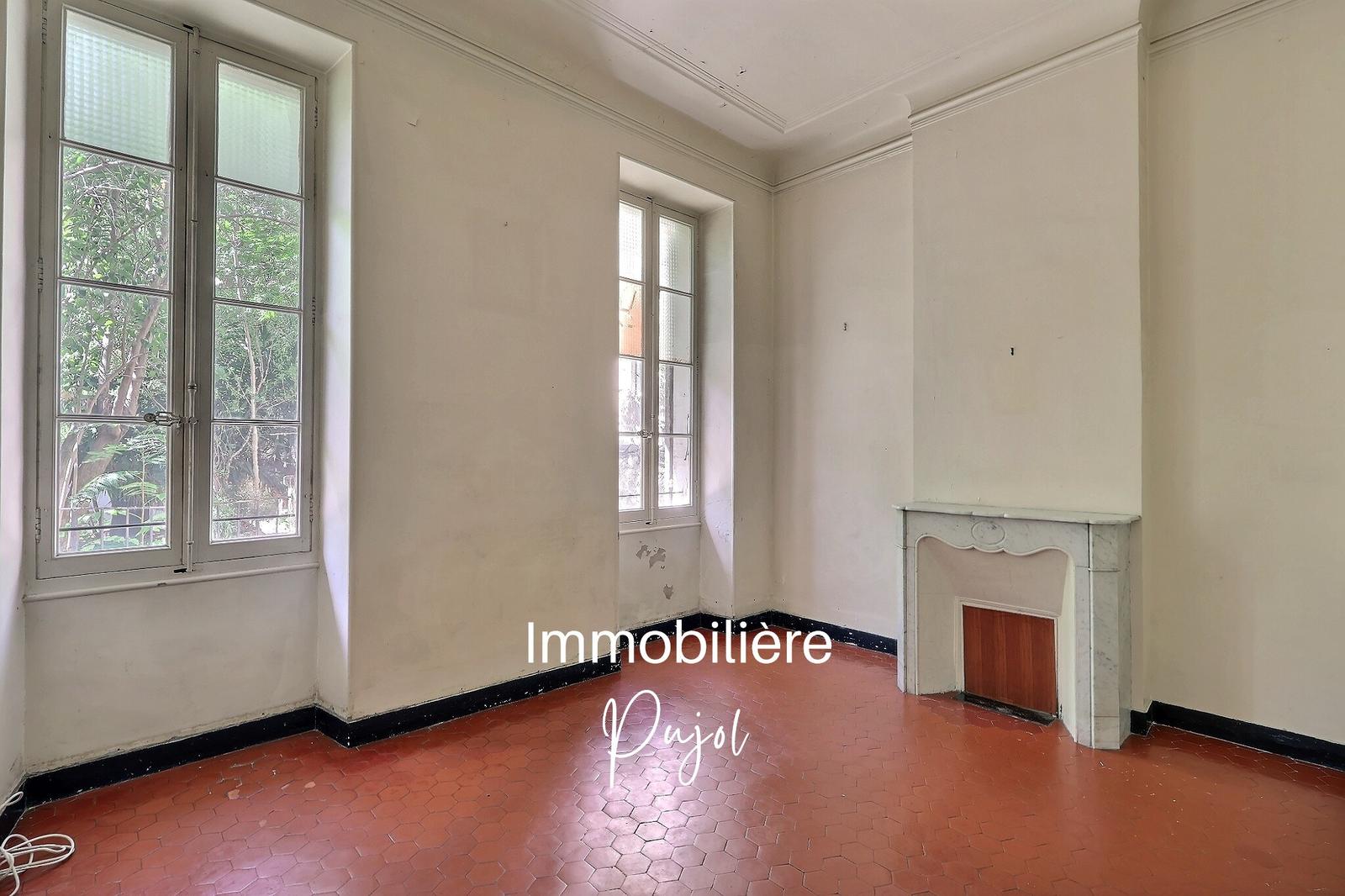 T4 de 81m2 à rénover avec jardin et balcon aux Chartreux – photo 7