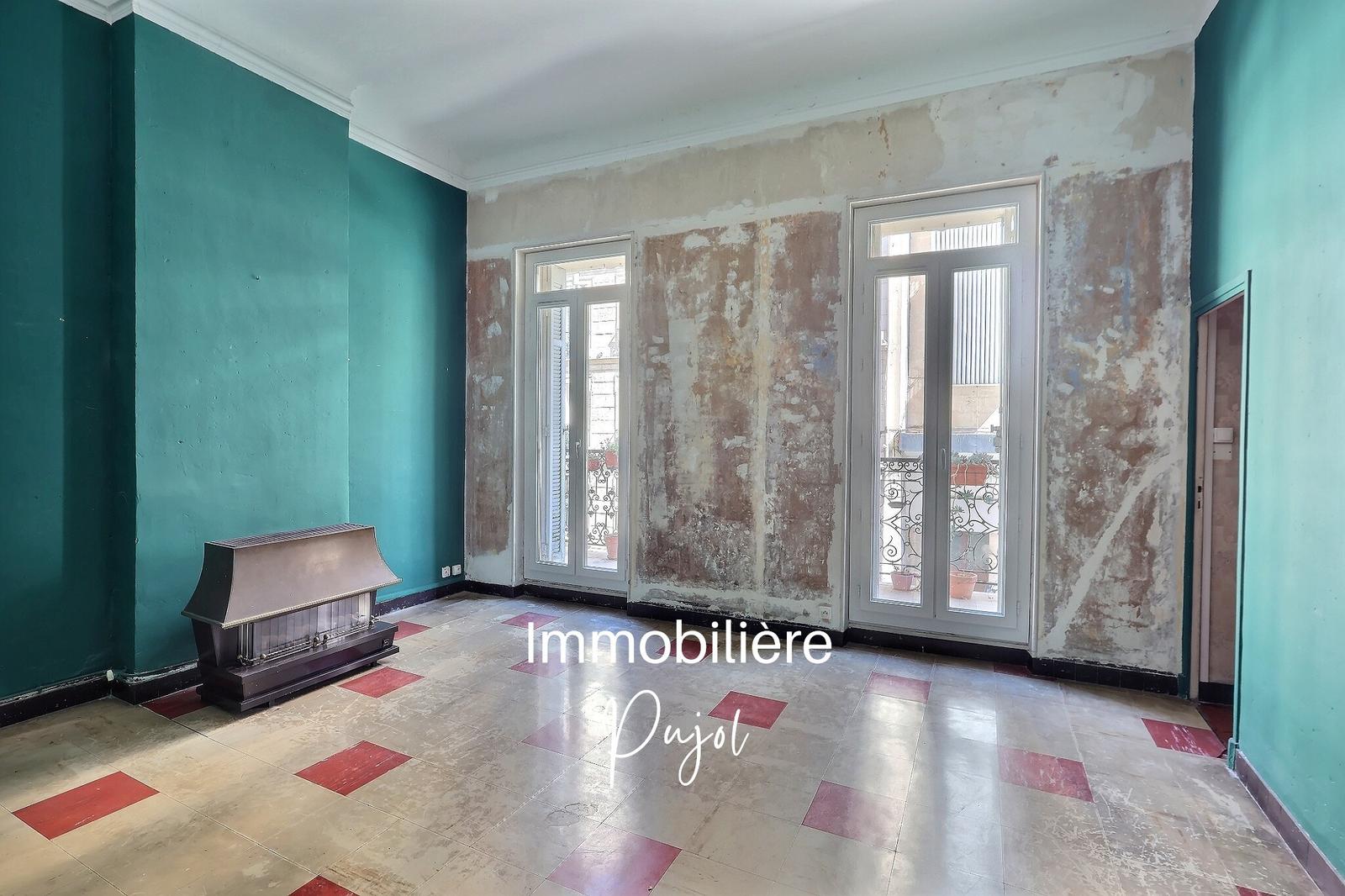 T4 de 81m2 à rénover avec jardin et balcon aux Chartreux – photo 3