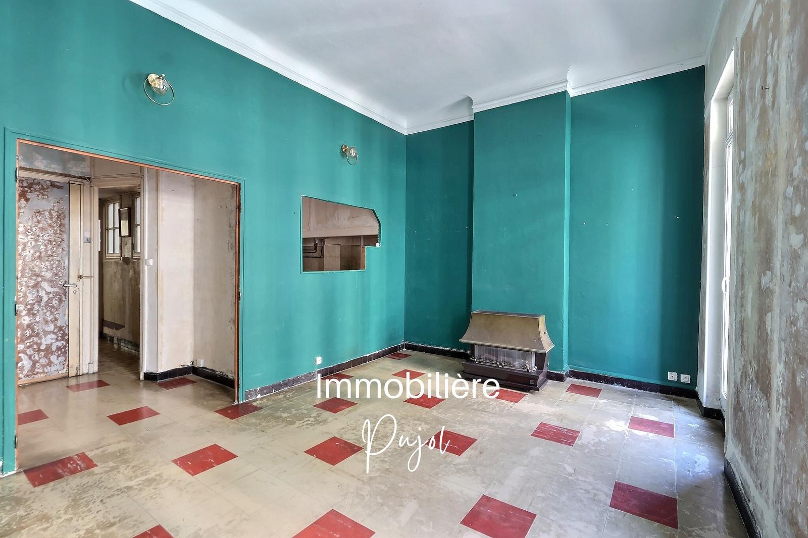 T4 de 81m2 à rénover avec jardin et balcon aux Chartreux – photo 2