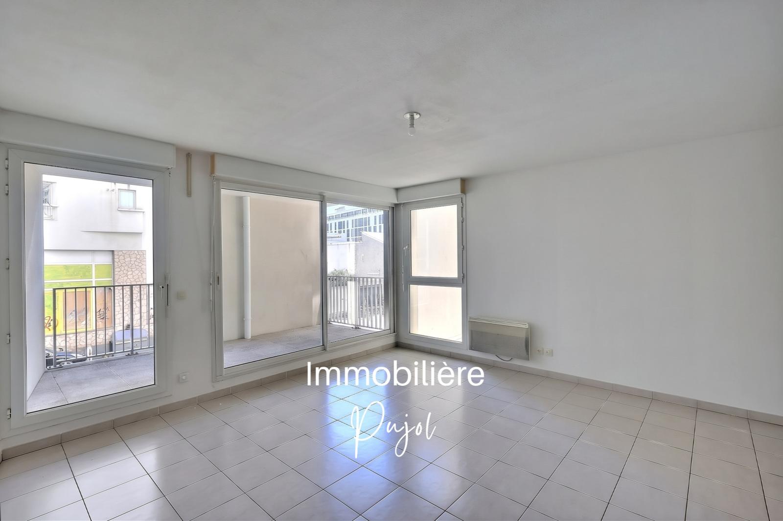La Joliette 13002 - T3 terrasse et garage – photo 1