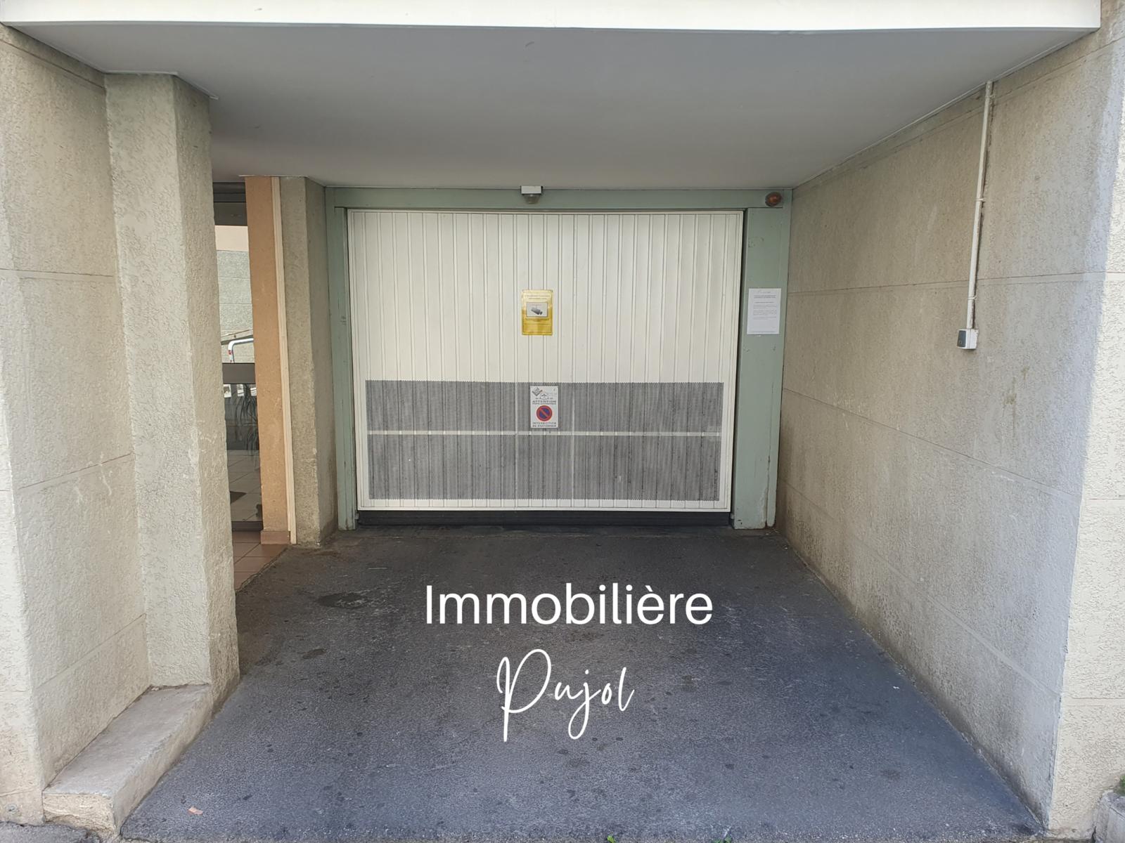 Garage en sous-sol impasse Papeterie – photo 1
