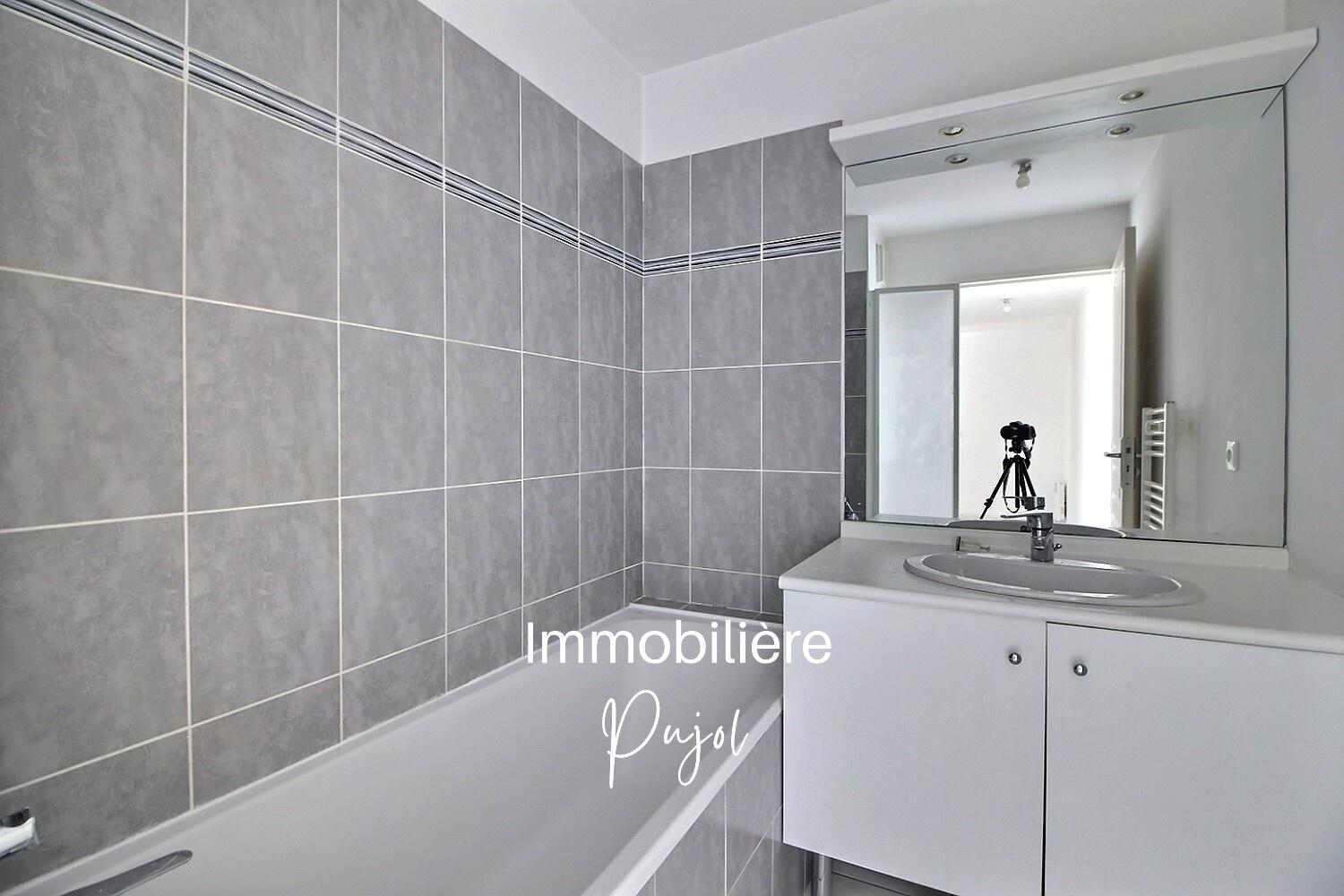 La Capelette 13010  -  T3 avec terrasse et gaareg double – photo 9