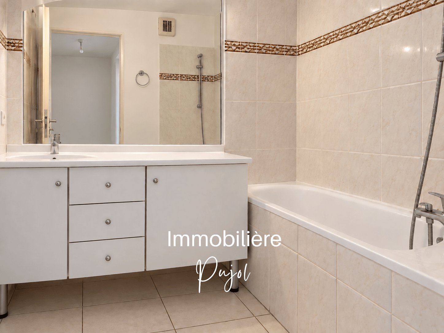 EXCLUSIVITE T3 TERRASSE SUD ET PARKING AU 63 BD ST JEAN 130 – photo 16