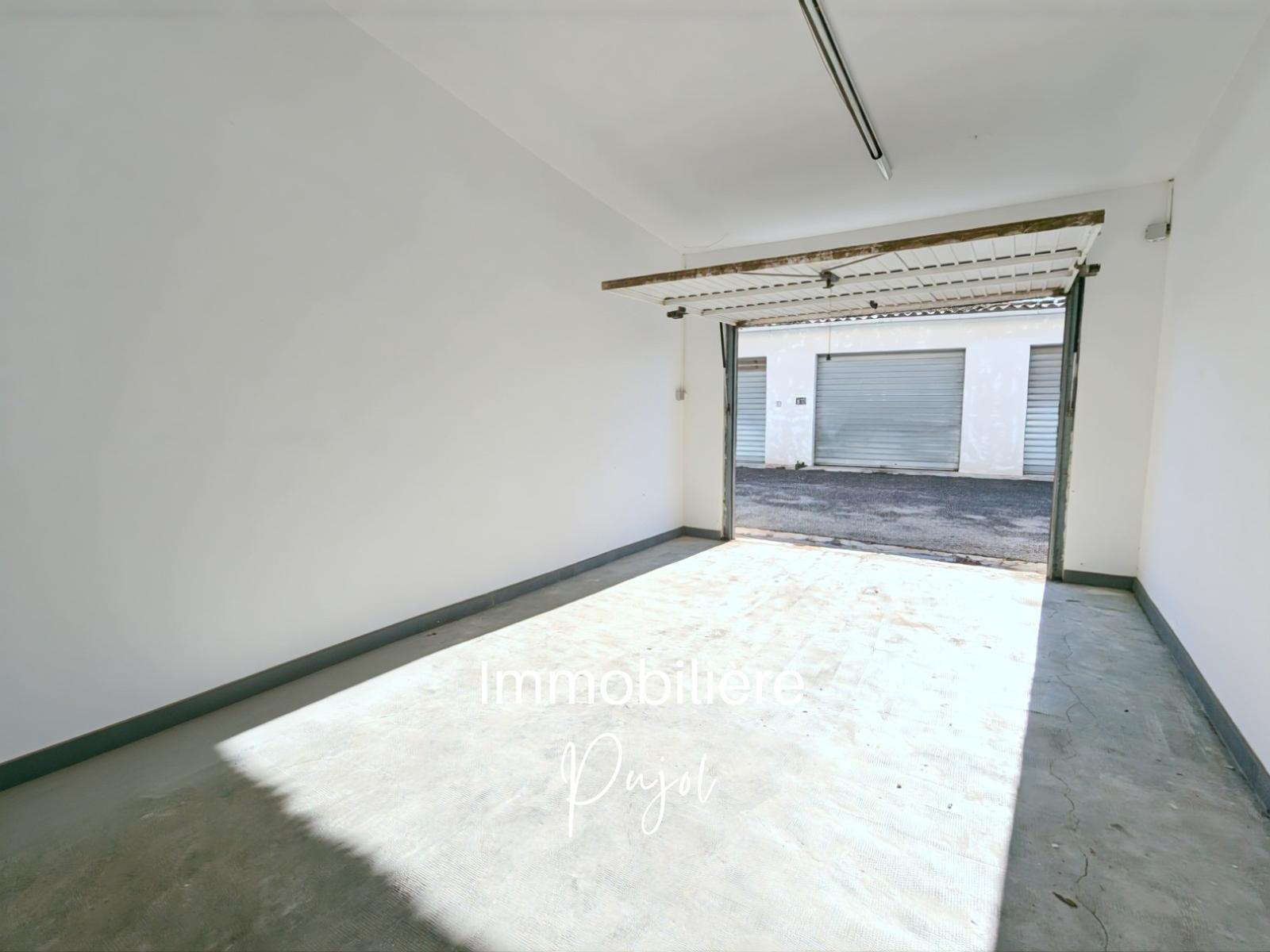 EXCLUSIVITE - SOUS-OFFRE, GRAND GARAGE - AU 87 PROMENADE POM – photo 2
