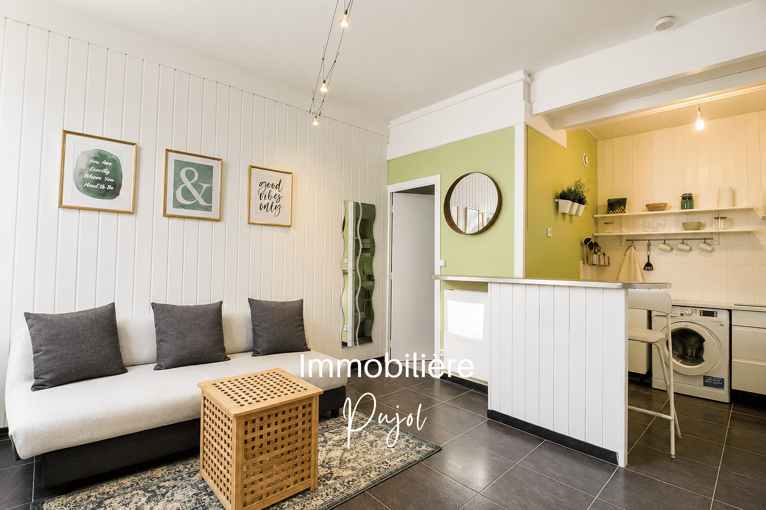 Studio vendu loué meublé - au 1 Boulevard Mireille Lauze 130 – photo 2