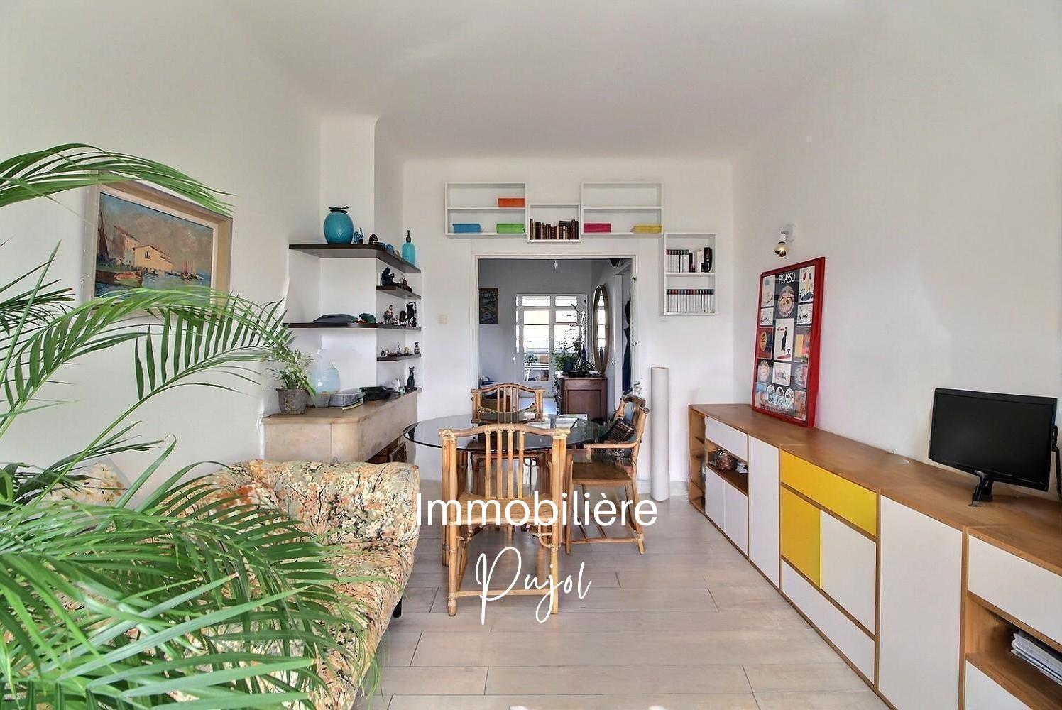 Hôtel de Ville 13002 -  - Vente Appartement T3 vue Notre dam – photo 4