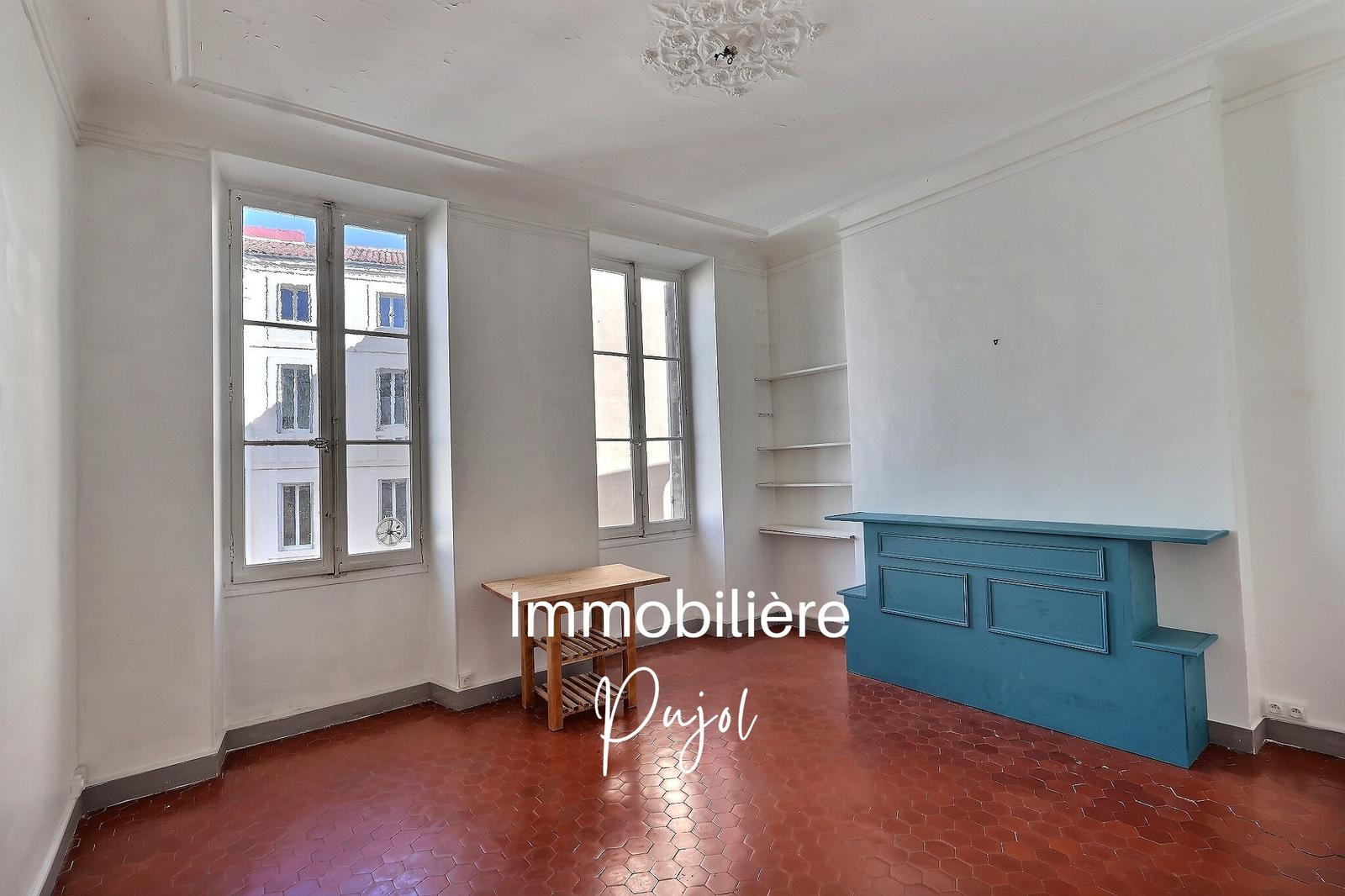 T3 / T4 de 102 m2 avec ascenseur, cave et chambre de service – photo 7