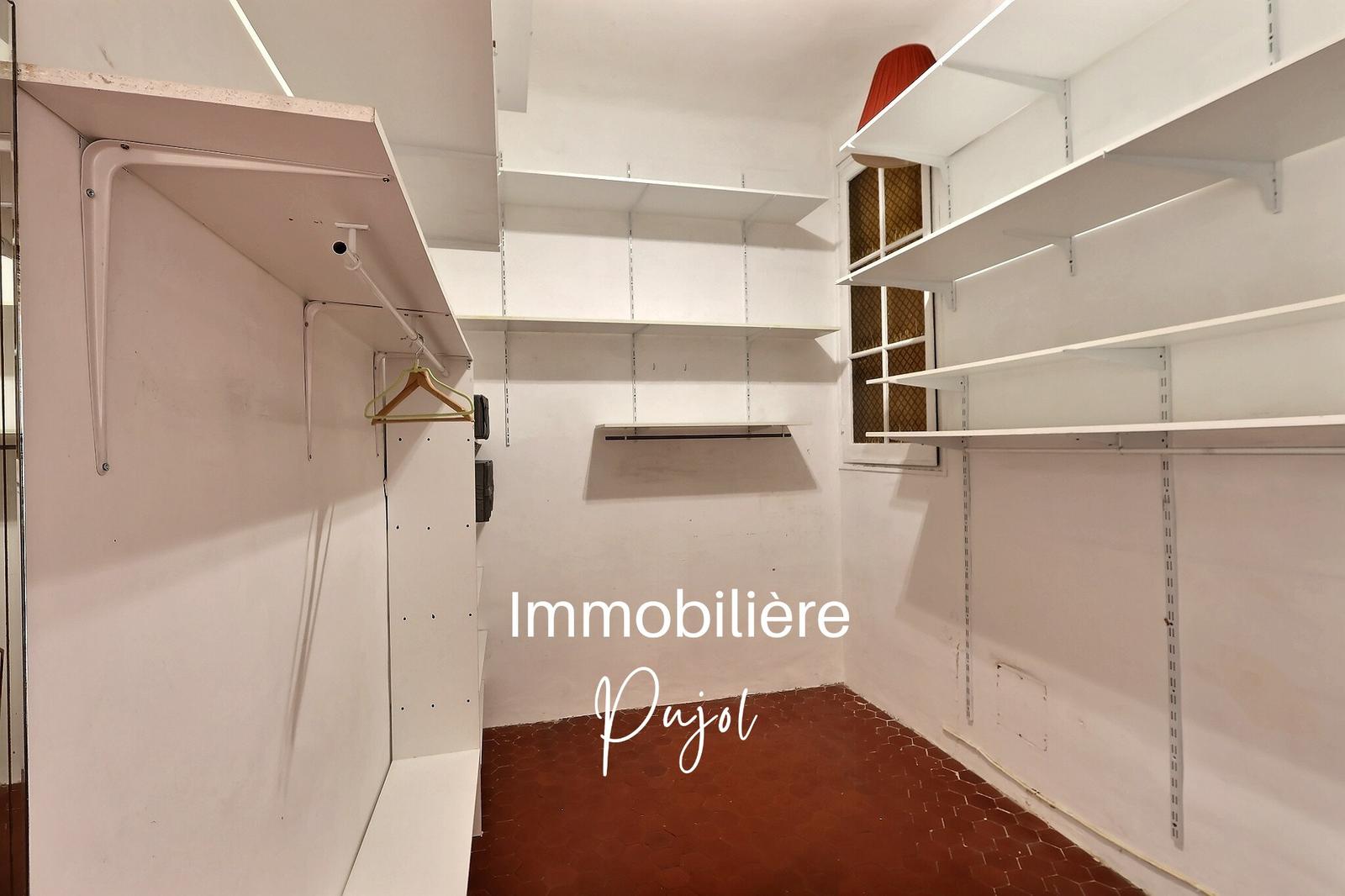 T3 / T4 de 102 m2 avec ascenseur, cave et chambre de service – photo 9