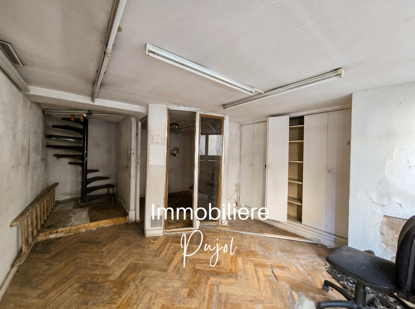 murs Local commercial libre avec relais telecom loué 3600EUR/a – photo 1