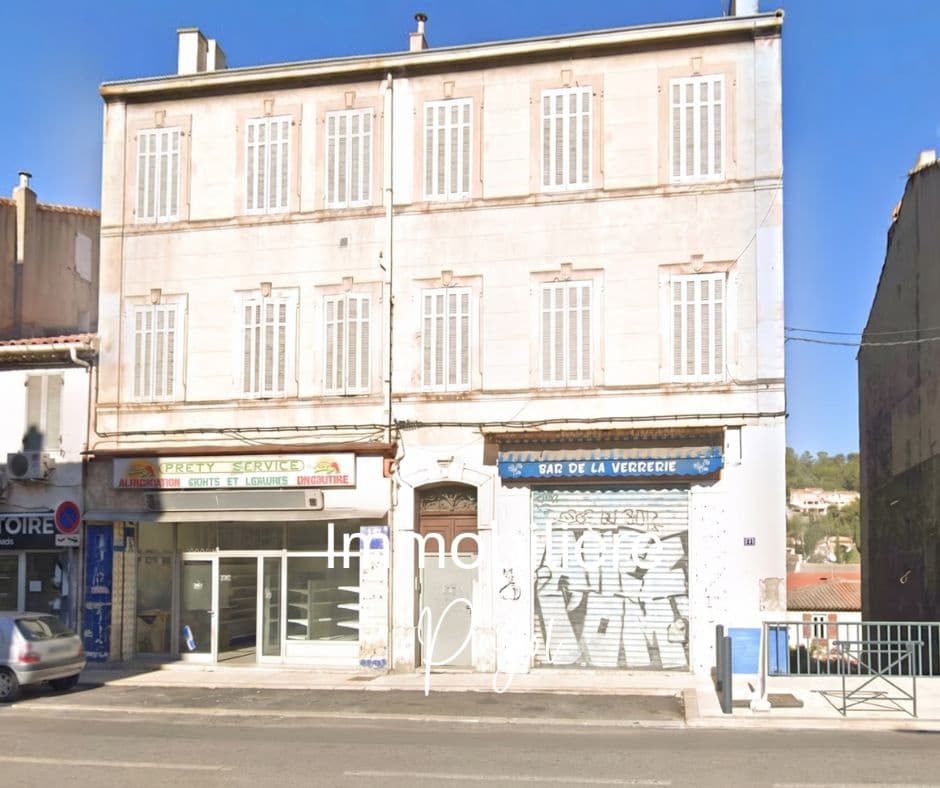 St Marcel 13011  -  Immeuble sur 5 niveaux et 12 lots – photo 1