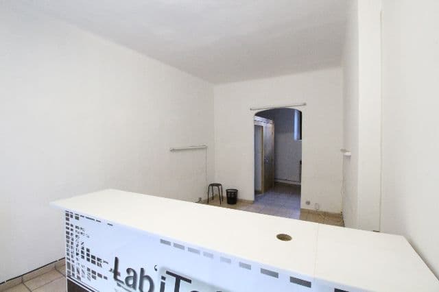 Local commercial à louer à Marseille – photo 3
