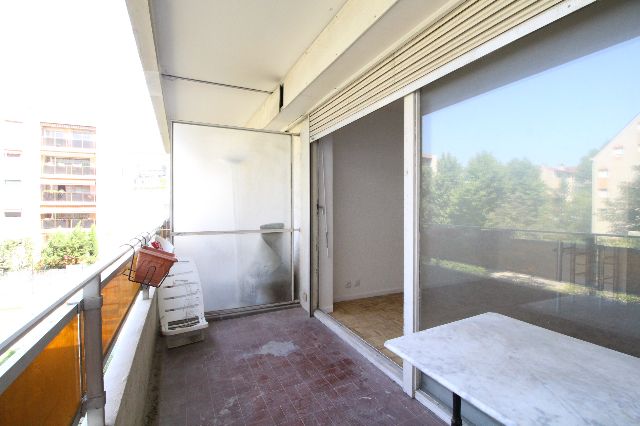 Appartement T1 A Louer 13005 Marseille