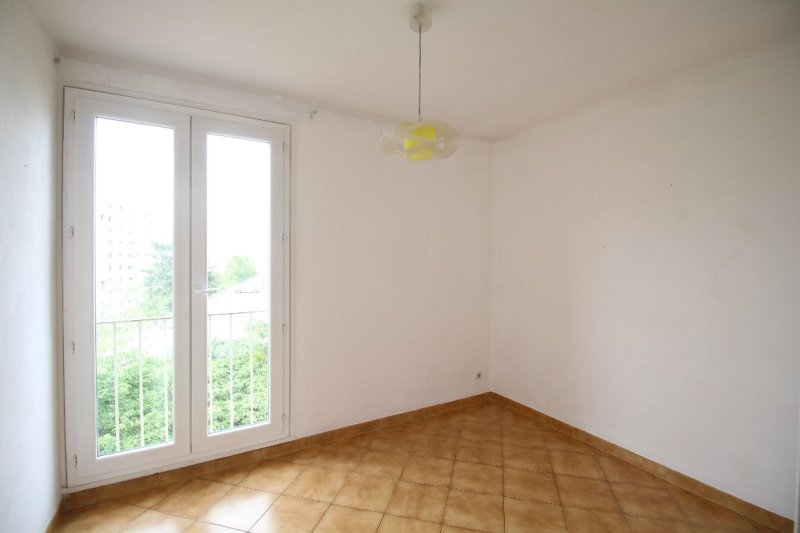 Appartement T4 à louer, 10e arrondissement de Marseille, Marseille