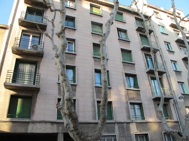 Parking/Box à louer, 13005, Marseille