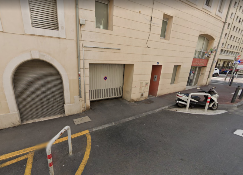 Parking/Box à louer, 13001, Marseille