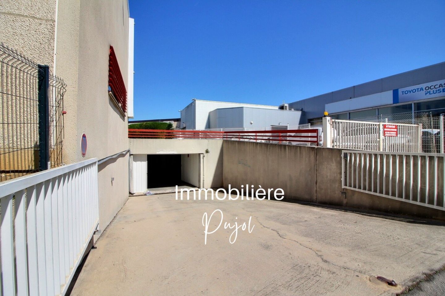 Parking/Box à louer, 13010, Marseille